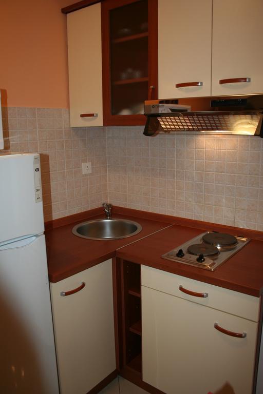 Apartments Villa Sunce Dugi Rat Kamer foto