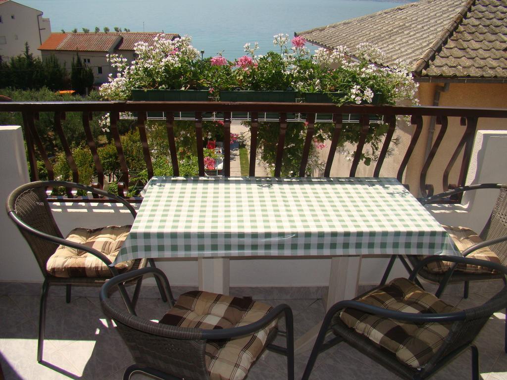 Apartments Villa Sunce Dugi Rat Kamer foto